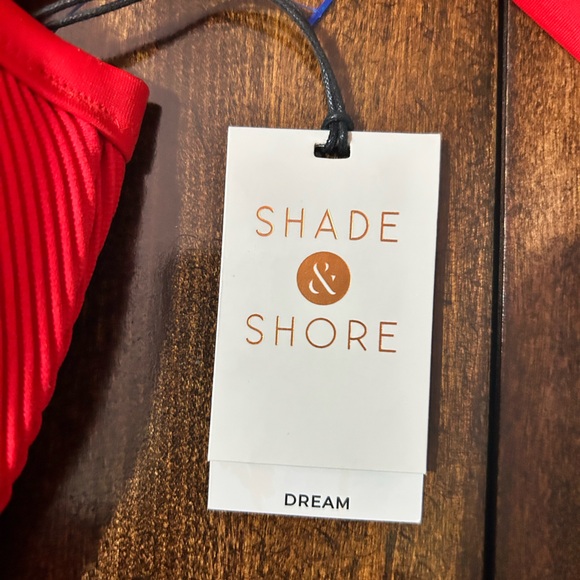 Shade and shore Red Women's Swim Top 36DD - Picture 3 of 4